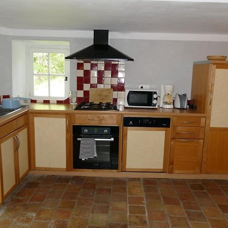 Mas De Coulet Bed and Breakfast Brissac Exteriör bild