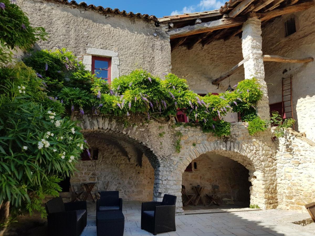 Mas De Coulet Bed and Breakfast Brissac Exteriör bild